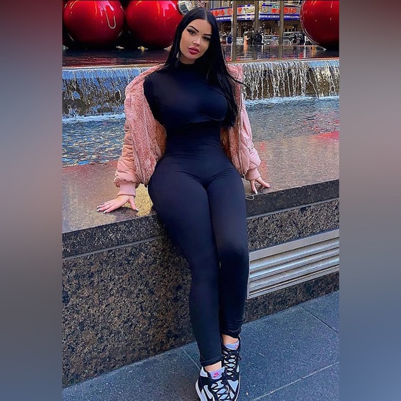 Fashion nova fast moves jumpsuit - Picture 5 of 7